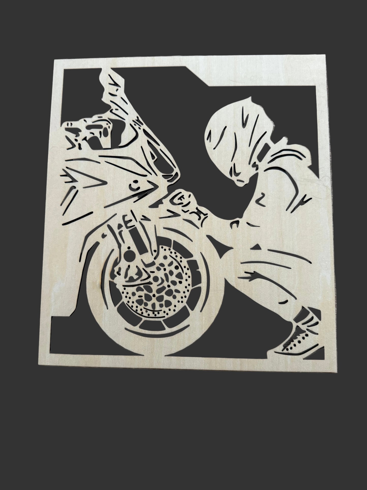 Découpe bois Motard