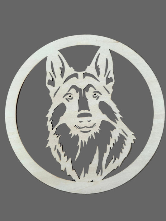 Découpe bois Berger allemand